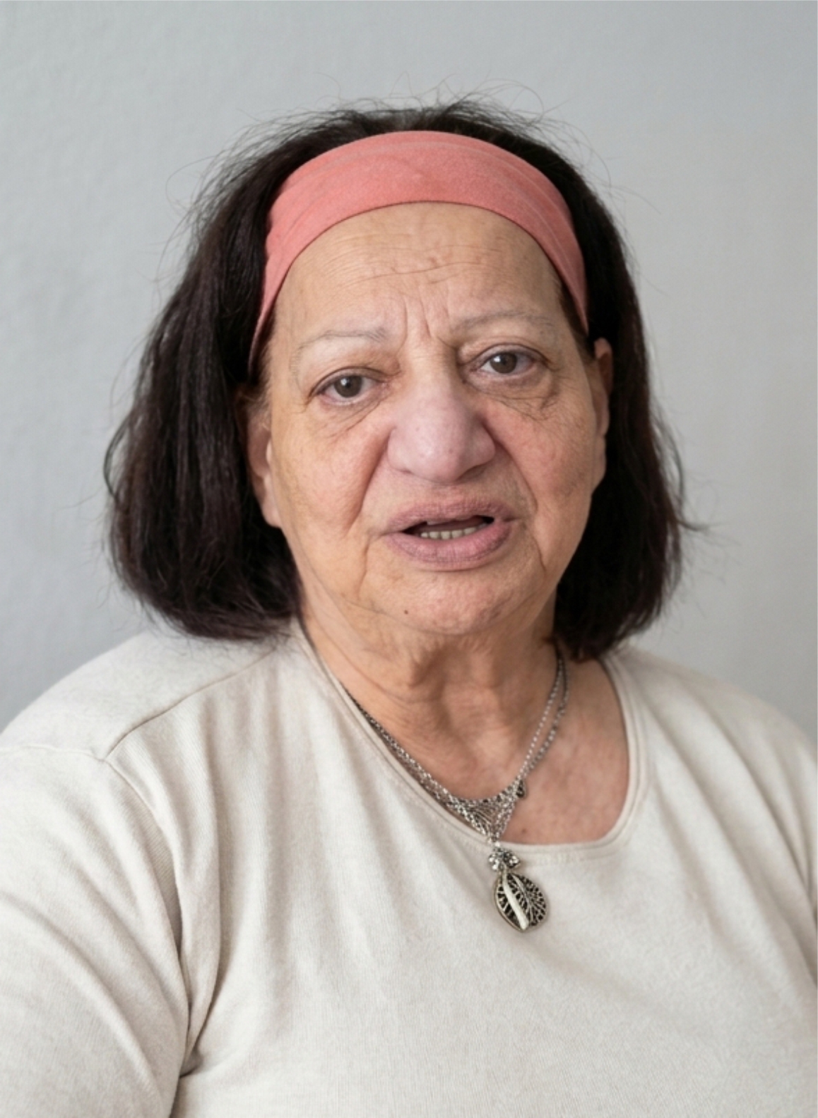 GRAZIA RILIEVI Ved. Marrone di anni 71