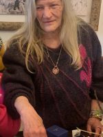 27069dc6-af6f-4dc2-8f35-0df5e07b21fe